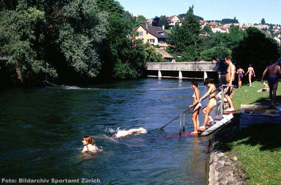 Budget Youth Hostel Oberengstringen Exterior foto